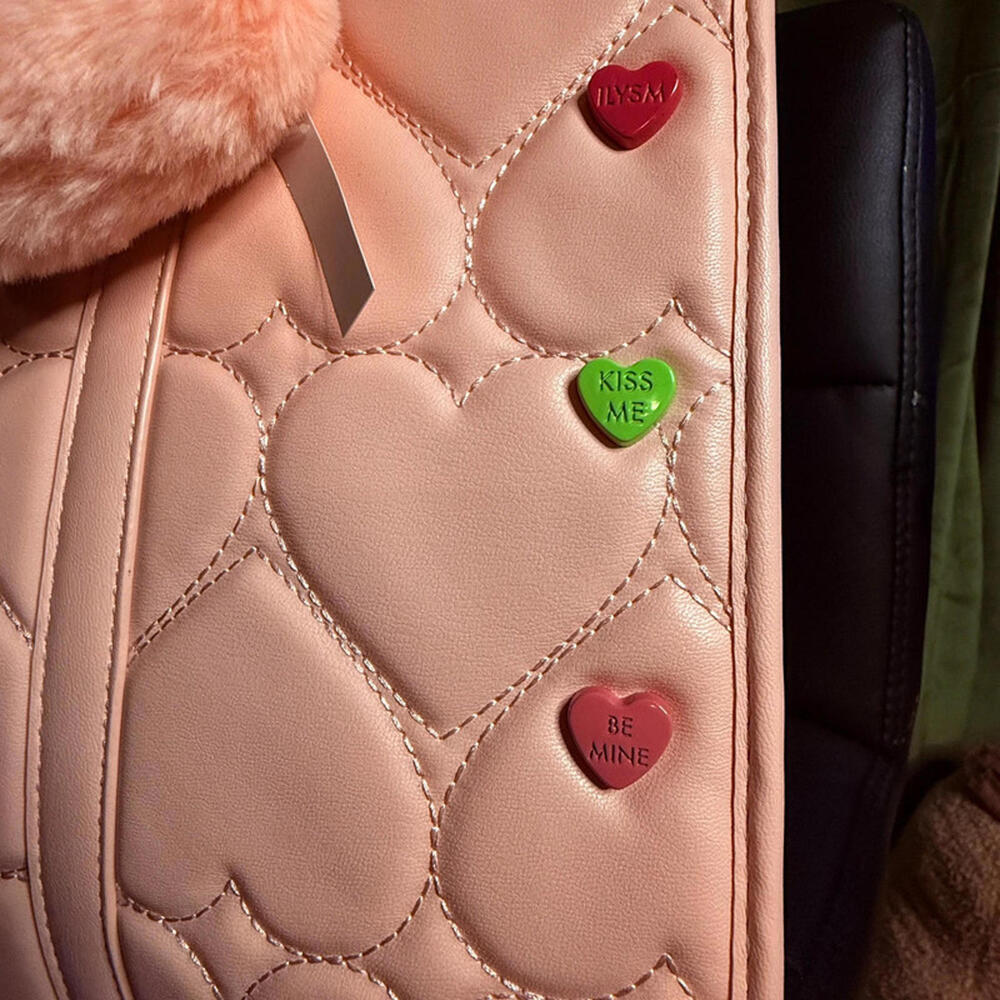 Betsey Johnson Pink Valentine Candy Heart Satchel Crossbody NWT - Picture 4 of 8